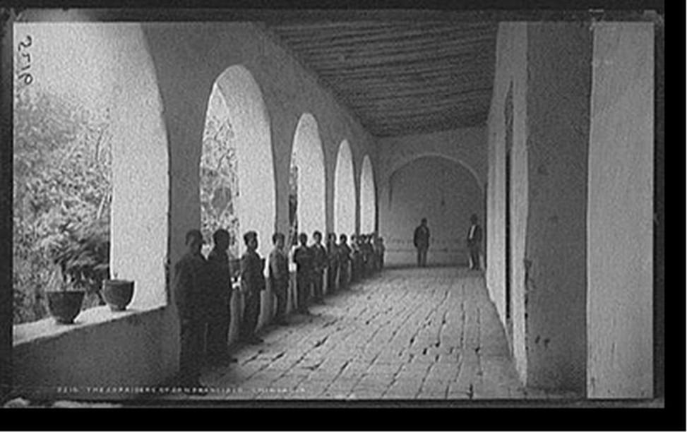 The corriders [sic] of San Francisco, Chihuahua, [between 1880 and 1897] — historic photograph