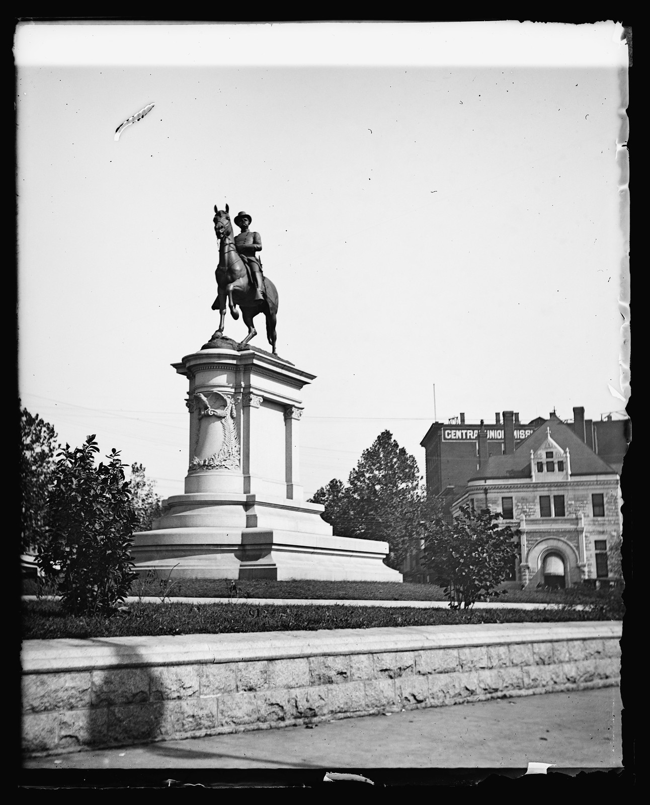Hancock Statue, [between 1918 and 1920] — historic photograph