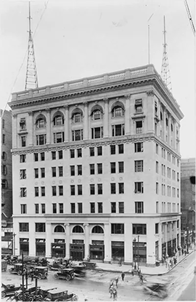 [The St. Louis Post Dispatch building, Saint Louis, Mo.]