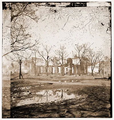 Savannah Georgia. Ruins of houses