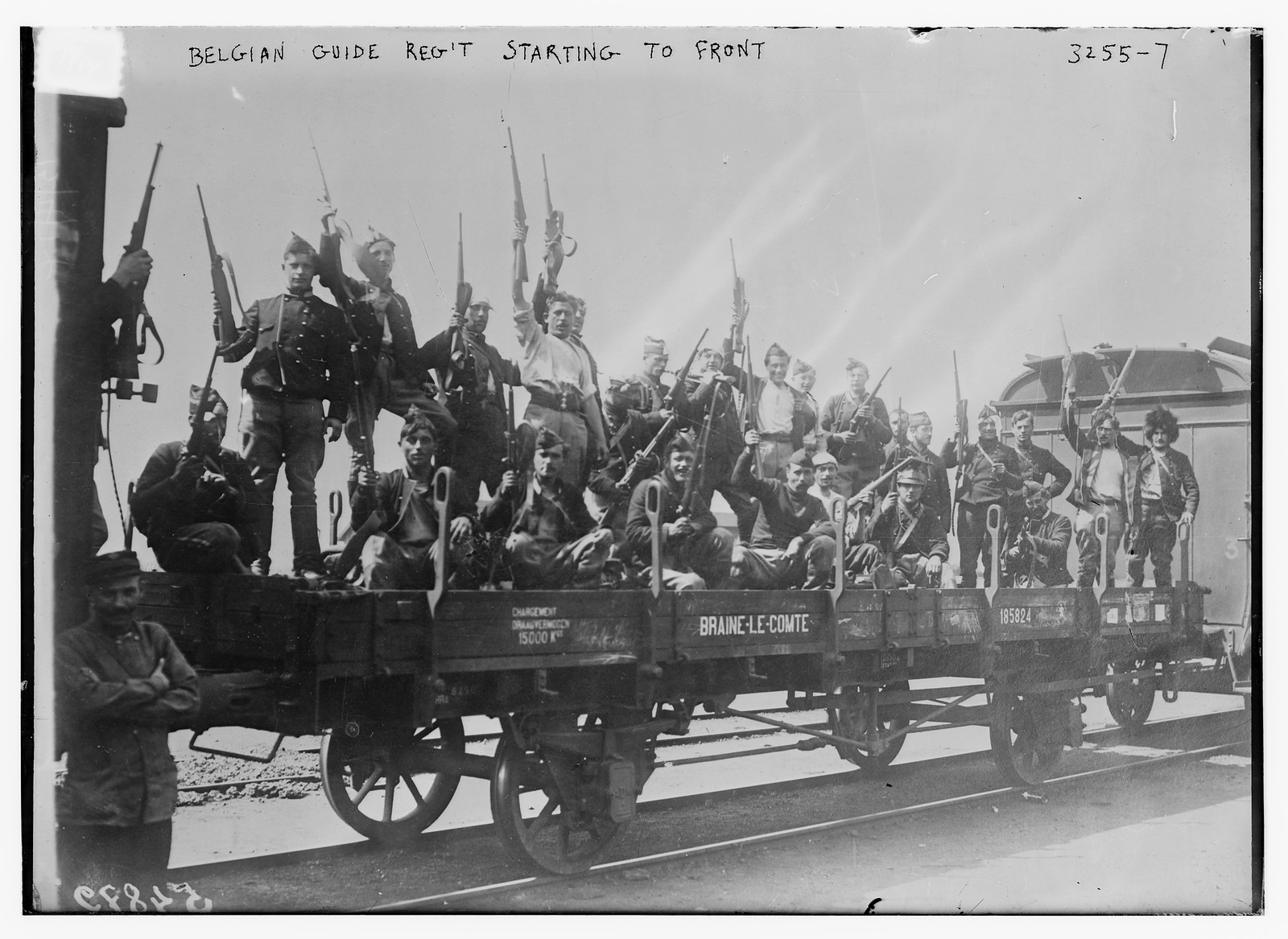 Belgian guide reg't starting to front, n/a — historic photograph