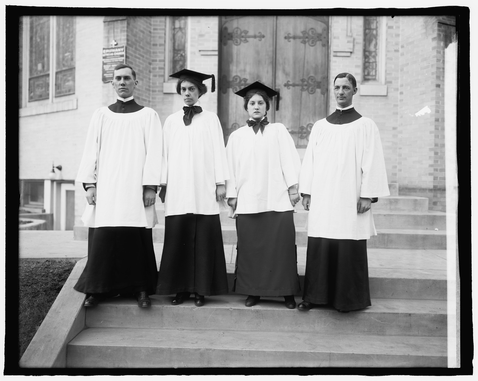 Stowell group, [between 1910 and 1925] — historic photograph