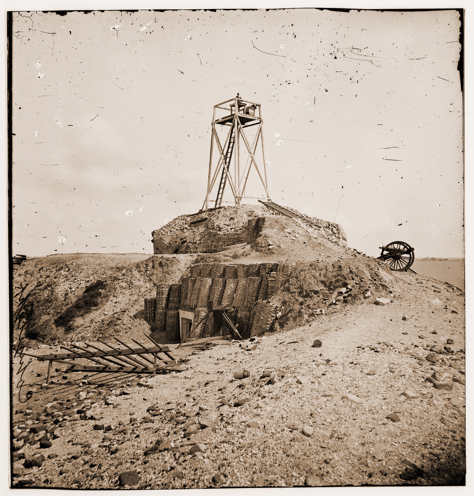 Charleston South Carolina. Light house of Fort Sumter, 1865 — historic photograph