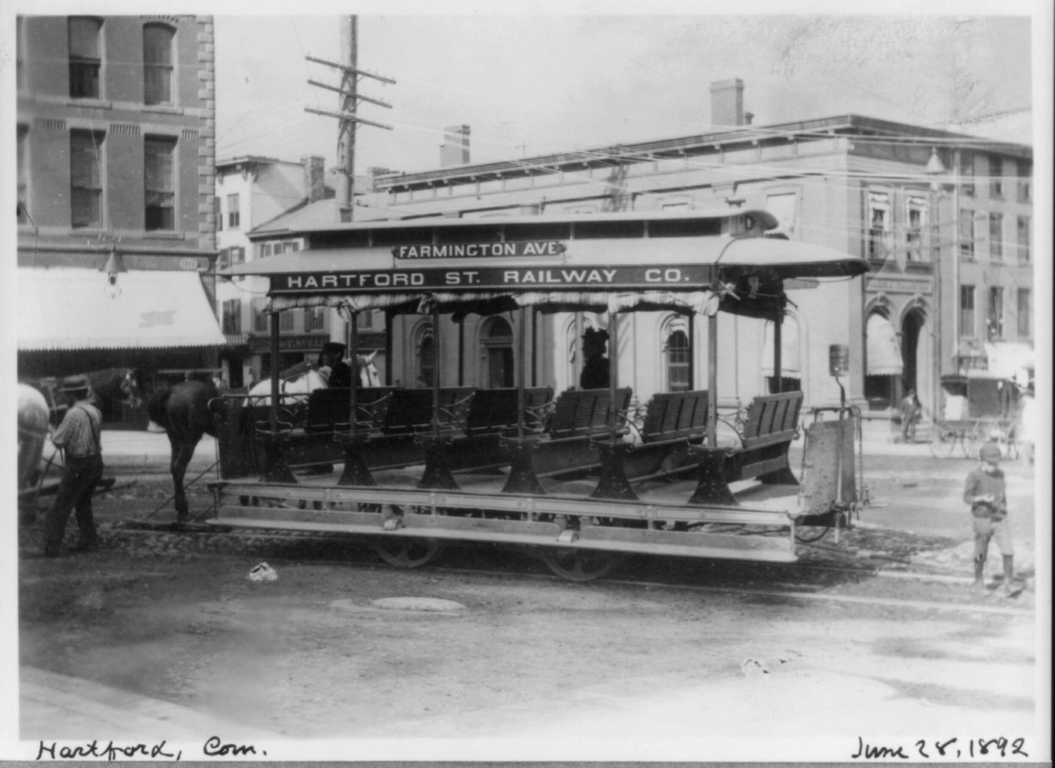 [Conn. - Hartford - horse-drawn street railways: Hartford St. Railway - Farmington Ave.] — historic photograph