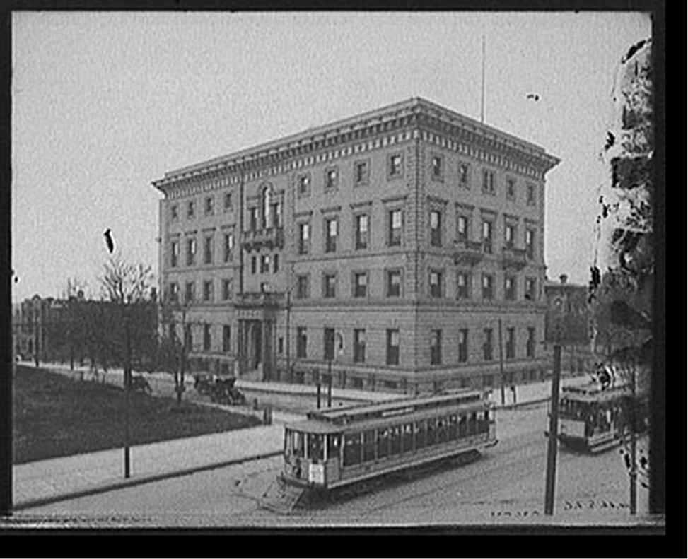 [Union League Club building, Cleveland, Ohio], [between 1900 and 1910] — historic photograph