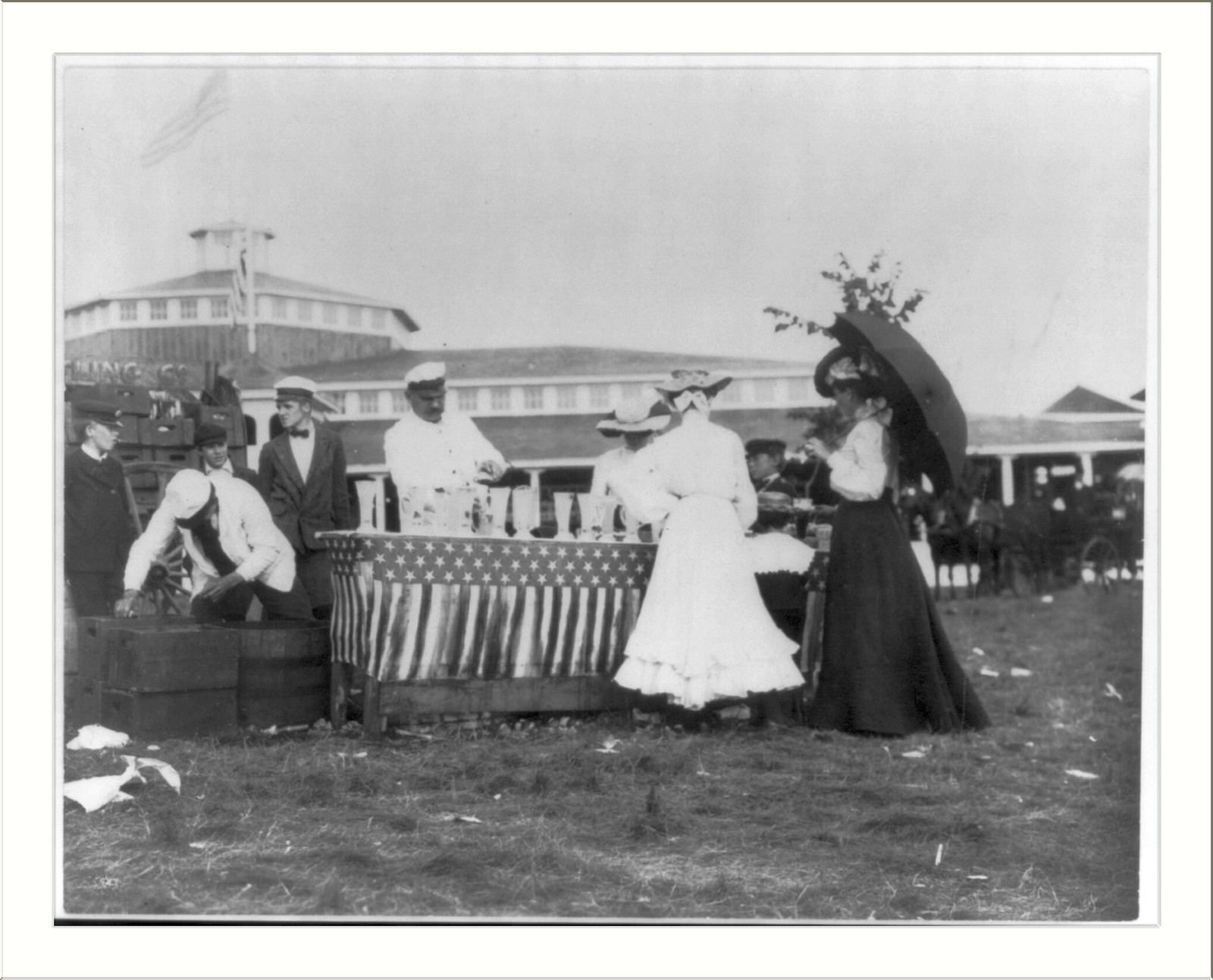 [Minnesota State Fair: refreshment stand], [1900?] — historic photograph