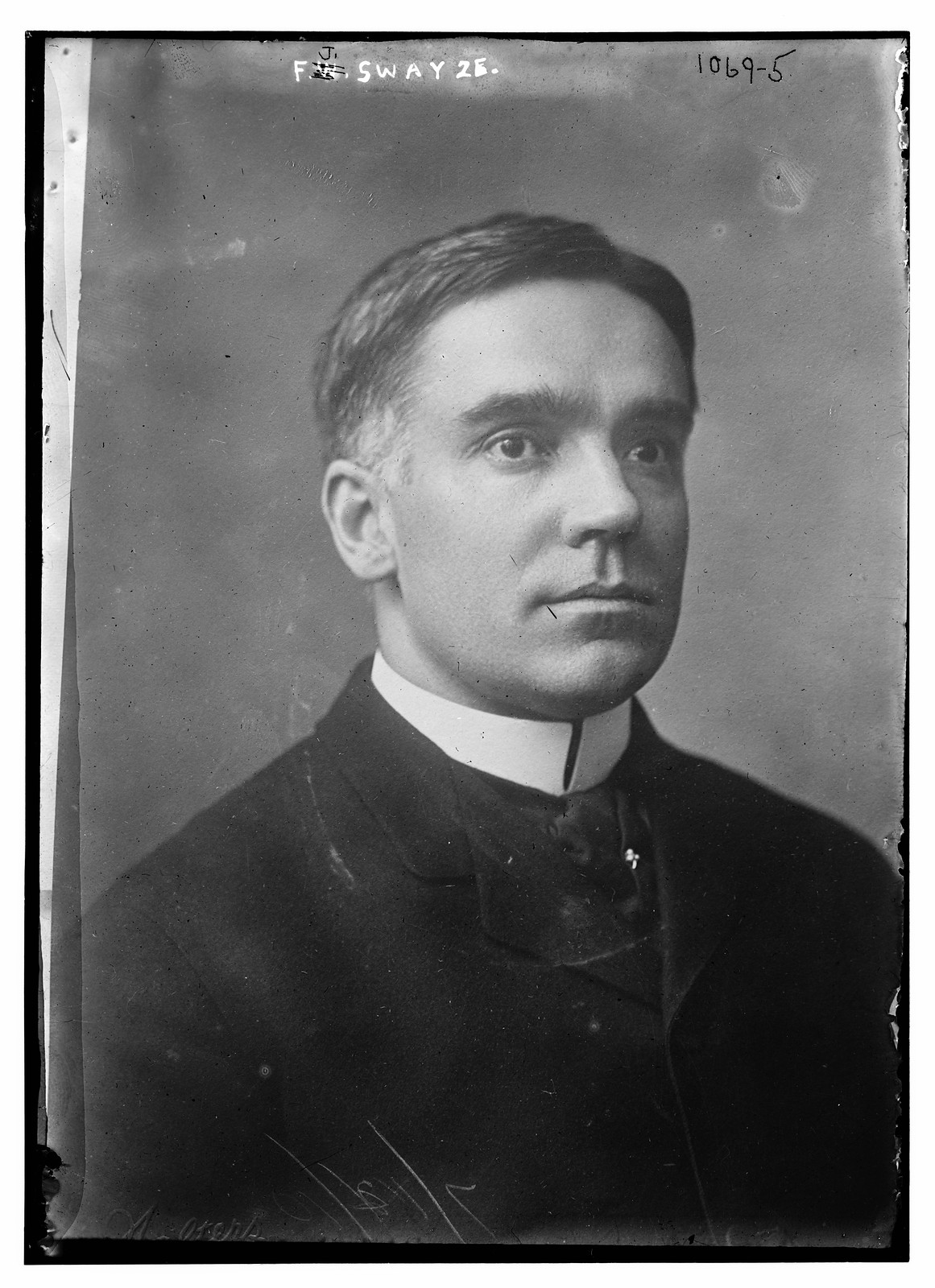 F.J. Swayze, 7/10. — historic photograph