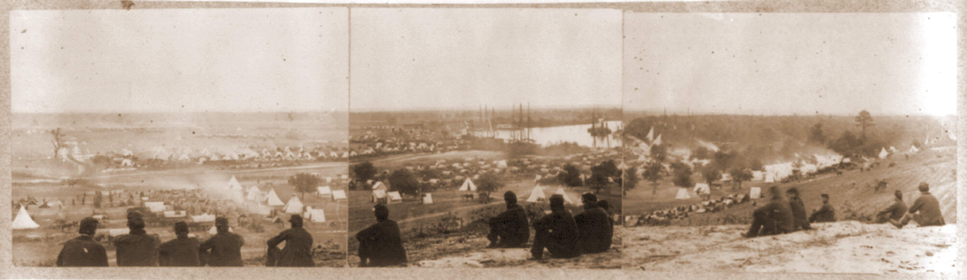 Panoramic views of encampment of Army of Potomac at Cumberland Landing on Pamunky R, 1862 — historic photograph