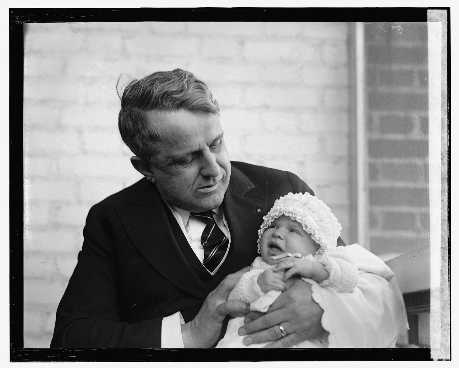 Secty. Davis & Jean Allys Davis, 4/23/22, [19]22 April 23. — historic photograph