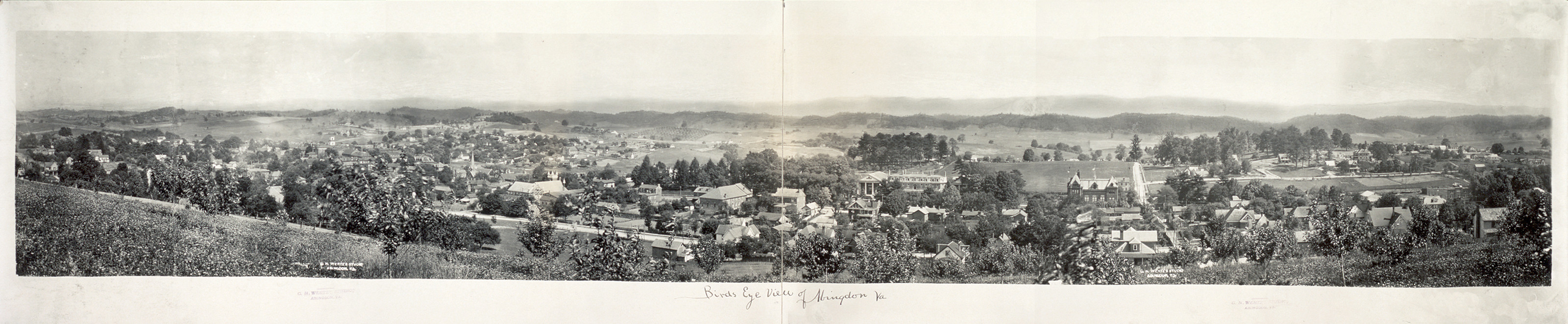 Birds eye view of Abingdon, Virginia, 1915, 1915 — historic image