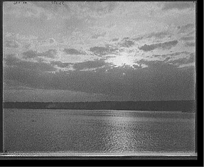 [Clouds on the Hudson]