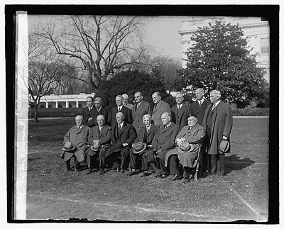 Mellon & Lamont railroad ex. Group, [11/19/29]