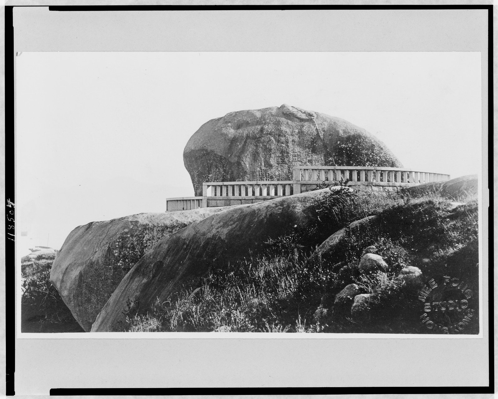 Hong Kong - Kowloon city--Rock of King Sung / Mee Fong Studio, Hong Kong., [between 1890 and 1923] — historic photograph