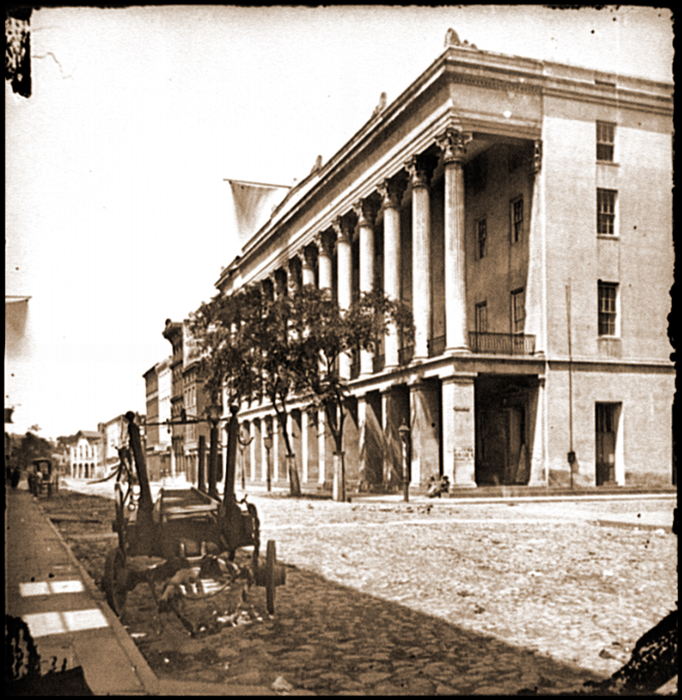 Charleston S.C. The Charleston Hotel (200 Meeting Street), 1865 — historic photograph