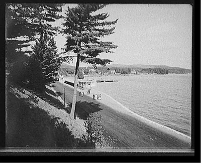 [Fort William Henry Hotel, the shore road, Lake George, N.Y.]