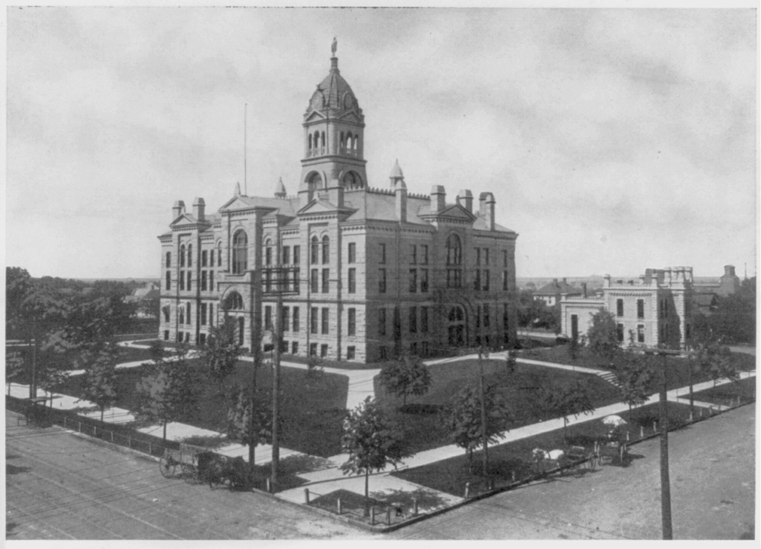 Lancaster County Court House, Lincoln, Neb., c1907. — historic print