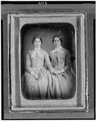 Two women seated in a daguerreotype portrait