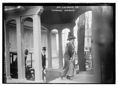 Mrs. J.H. Choate Jr., Roosevelt wedding
