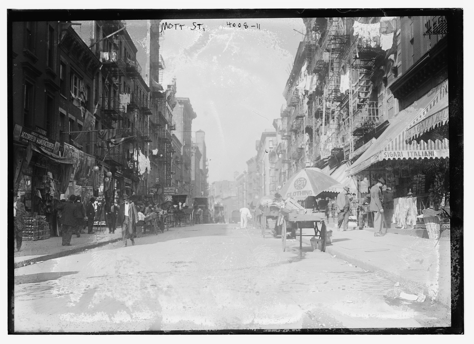 Mott St., n/a — historic photograph