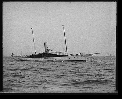 Steam yacht Surf