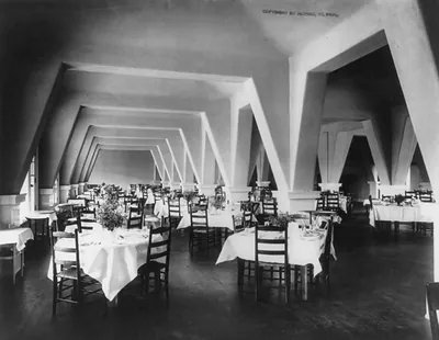 Yellowstone National Park: Mammoth Hotel dining room