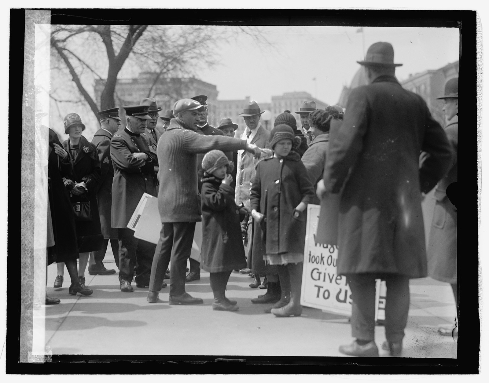 Delegation from textile mill strikers in Passaic N.J. at White House, 4/15/26, [19]26 April 15. — historic photograph