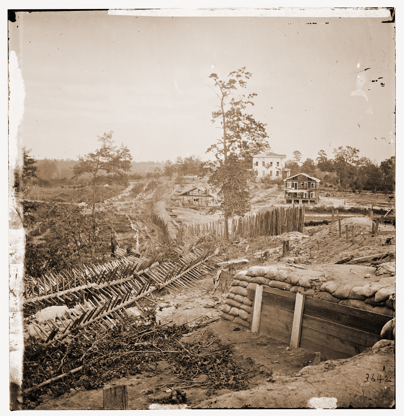 Atlanta Georgia. Confederate fortifications with Potter house in the distance, 1864 — historic photograph
