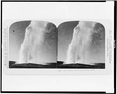 Old Faithful Geyser, Yellowstone Park