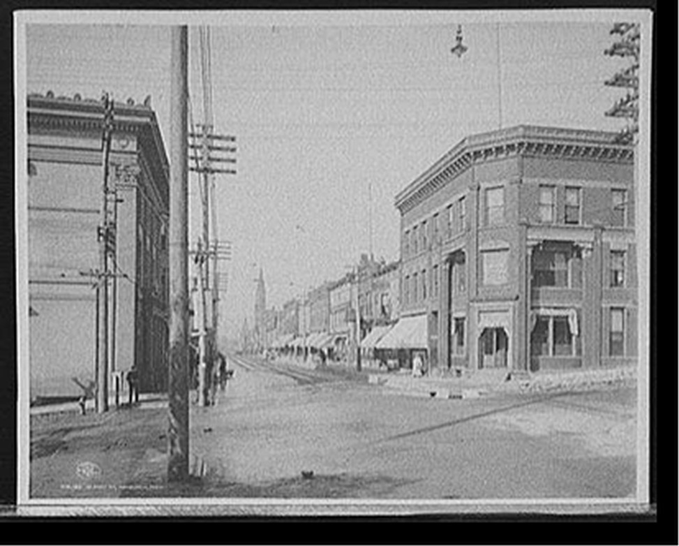 Qunicy St., Hancock, Mich., c1906. — historic photograph