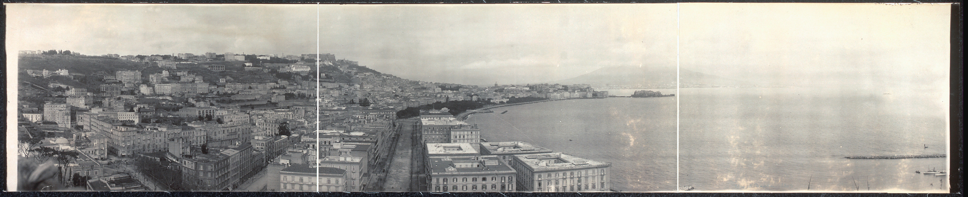 Bay of Naples, Italy, 1909, 1909 — historic image