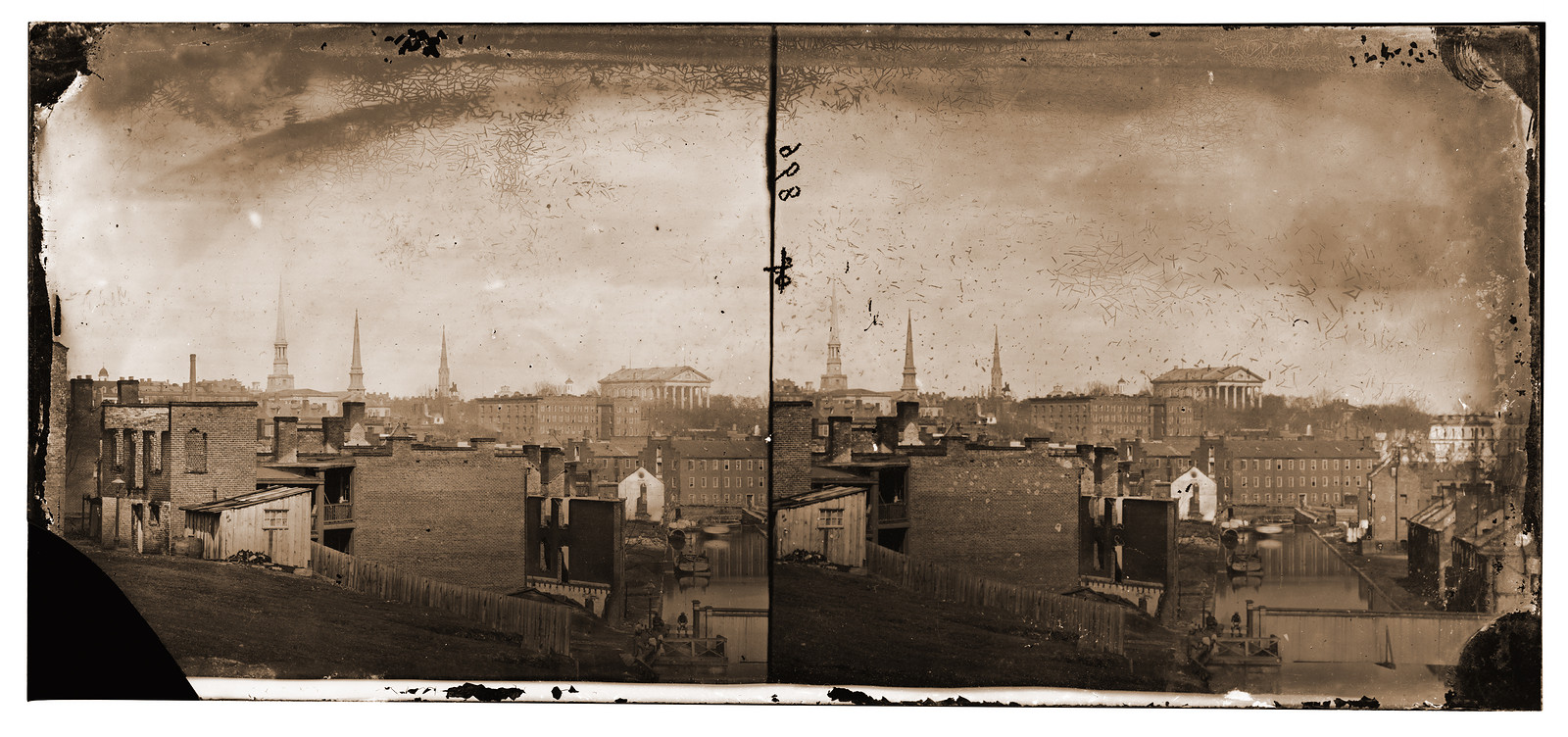 Richmond Virginia. View of city, 1865 — historic photograph